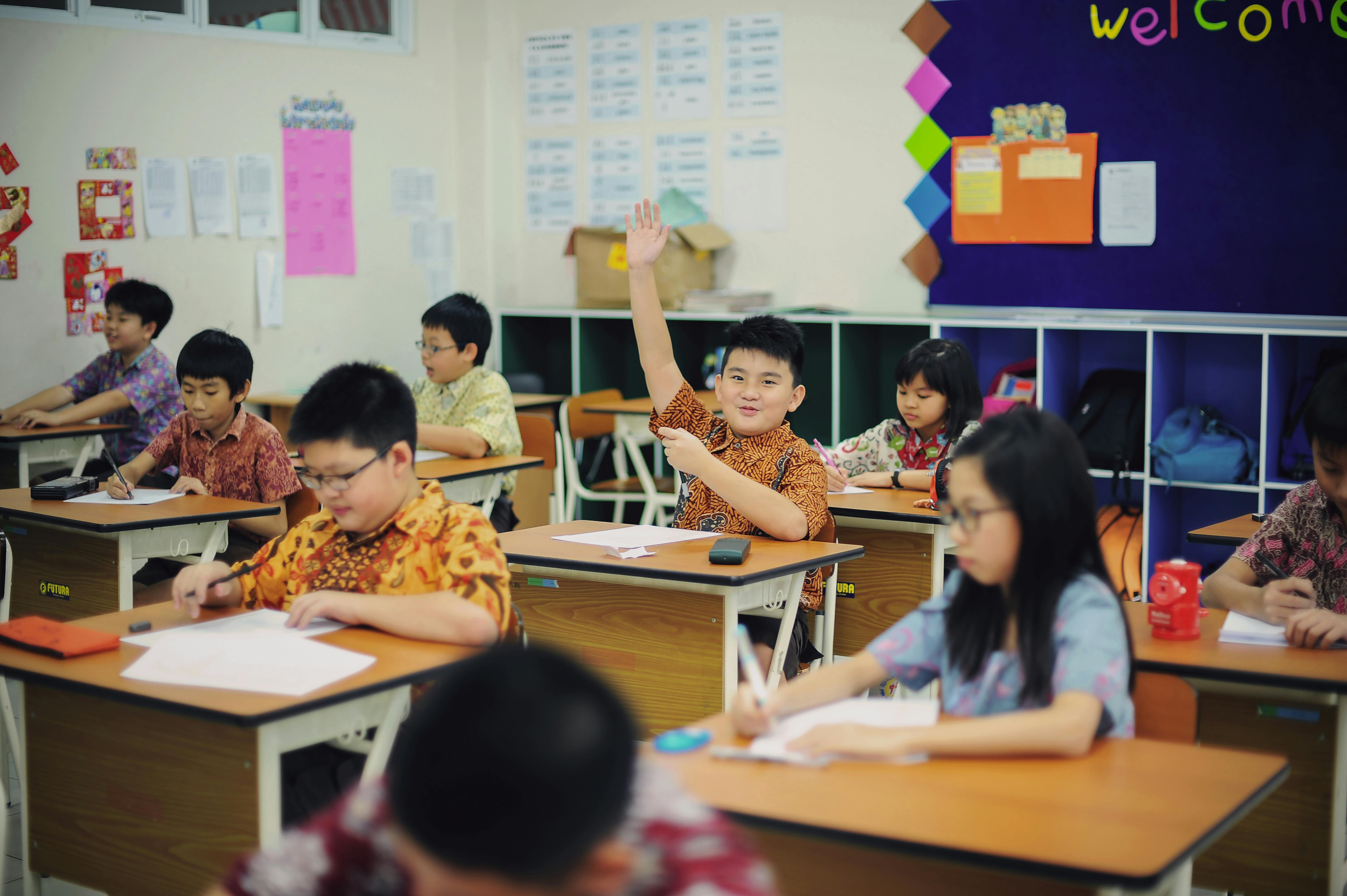 大模型赋能校园心理健康：守护青少年成长的科技新力量